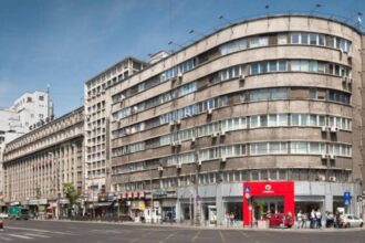 cine este misteriosul cumparator al celebrului bloc scala din centrul bucurestiului 68cba3de331ae