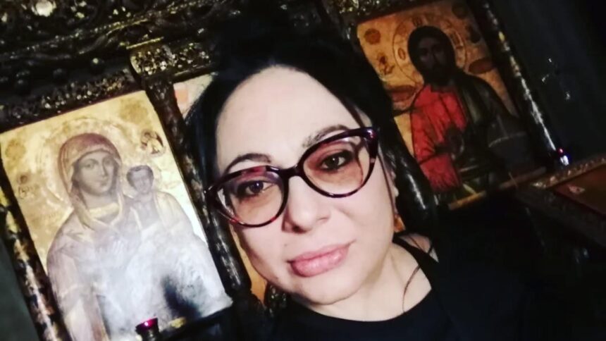 ioana popescu condusa pe ultimul drum trupul neinsufletit a fost depus la capela cimitirului berceni 2 68dbd84206b92
