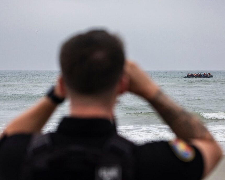 two people die trying to cross channel from france 68d79a552edef