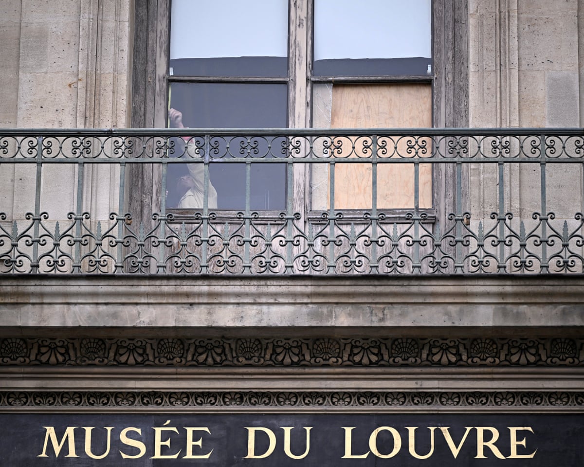 a cartier store is better protected louvre heist puts spotlight on security 68f65ad7cc826
