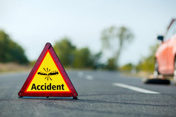accident intre un autocar si o masina la sinaia doua persoane au fost ranite 68e0fa0bc323d