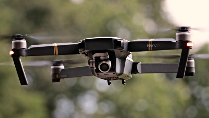 baza militara din belgia survolata de un roi de drone neidentificate anterior aeroportul din munchen a fost inchis din cauza unor aparate de zbor suspecte 68dfad7f5832d