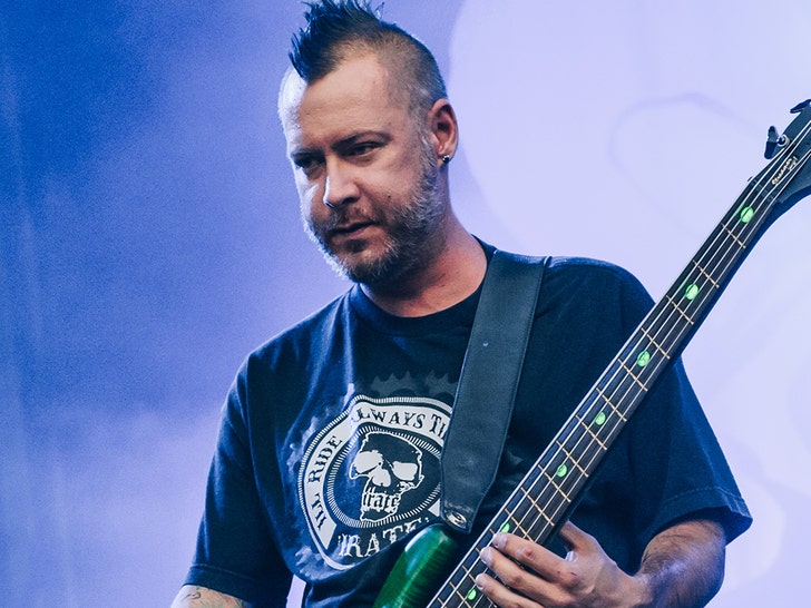 limp bizkit bassist sam rivers dead at 48 68f42bff1b02e