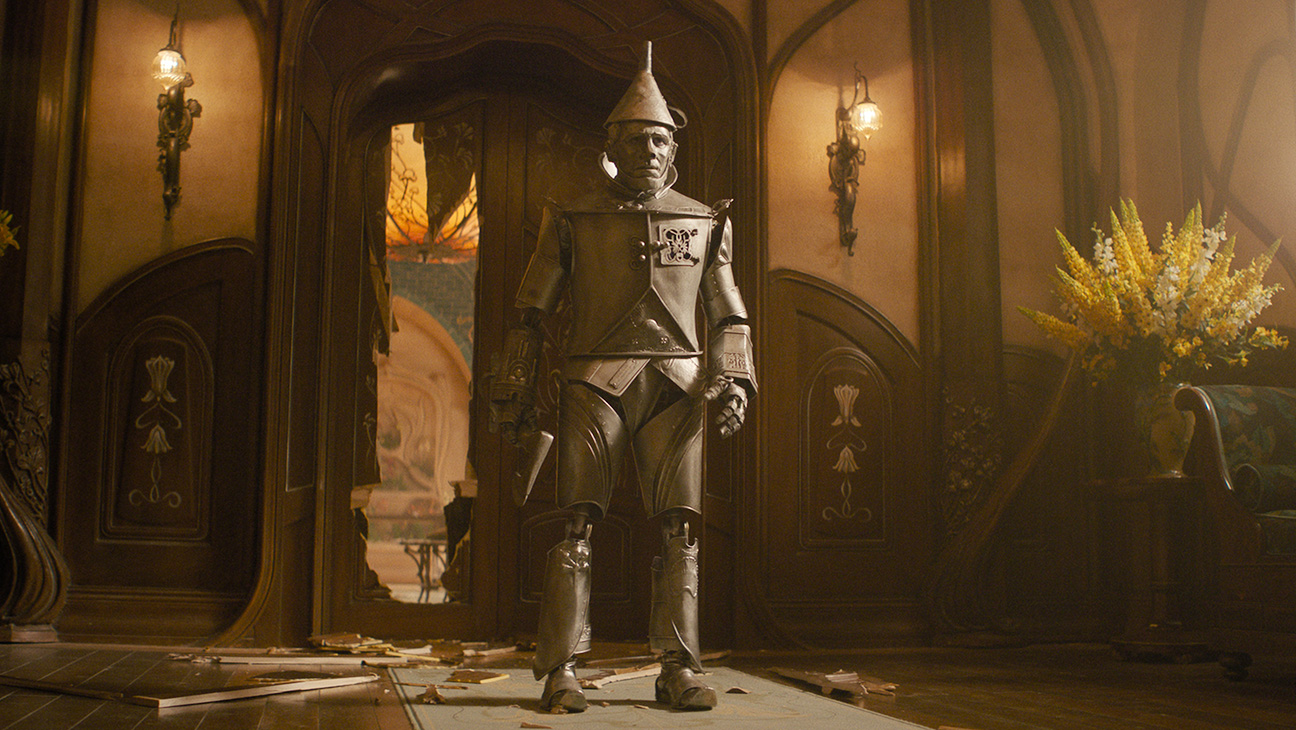 ethan slater on his characters big wicked for good transformation and his dream day of filming 6925d5a0545e2