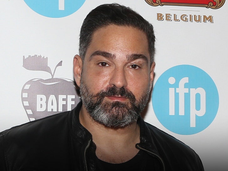 law order actor george pogatsia says he stopped a real life abduction 6907c5dc80d68