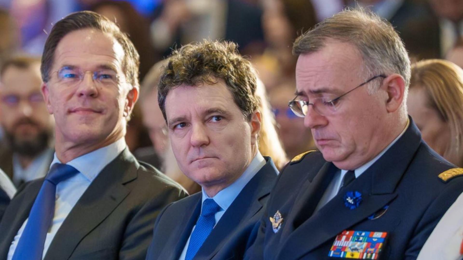 pe nicusor dan nu l deranjeaza ca pleaca americanii dar vrea arme reinarmarea nu este o alegere 690c6d19e0021