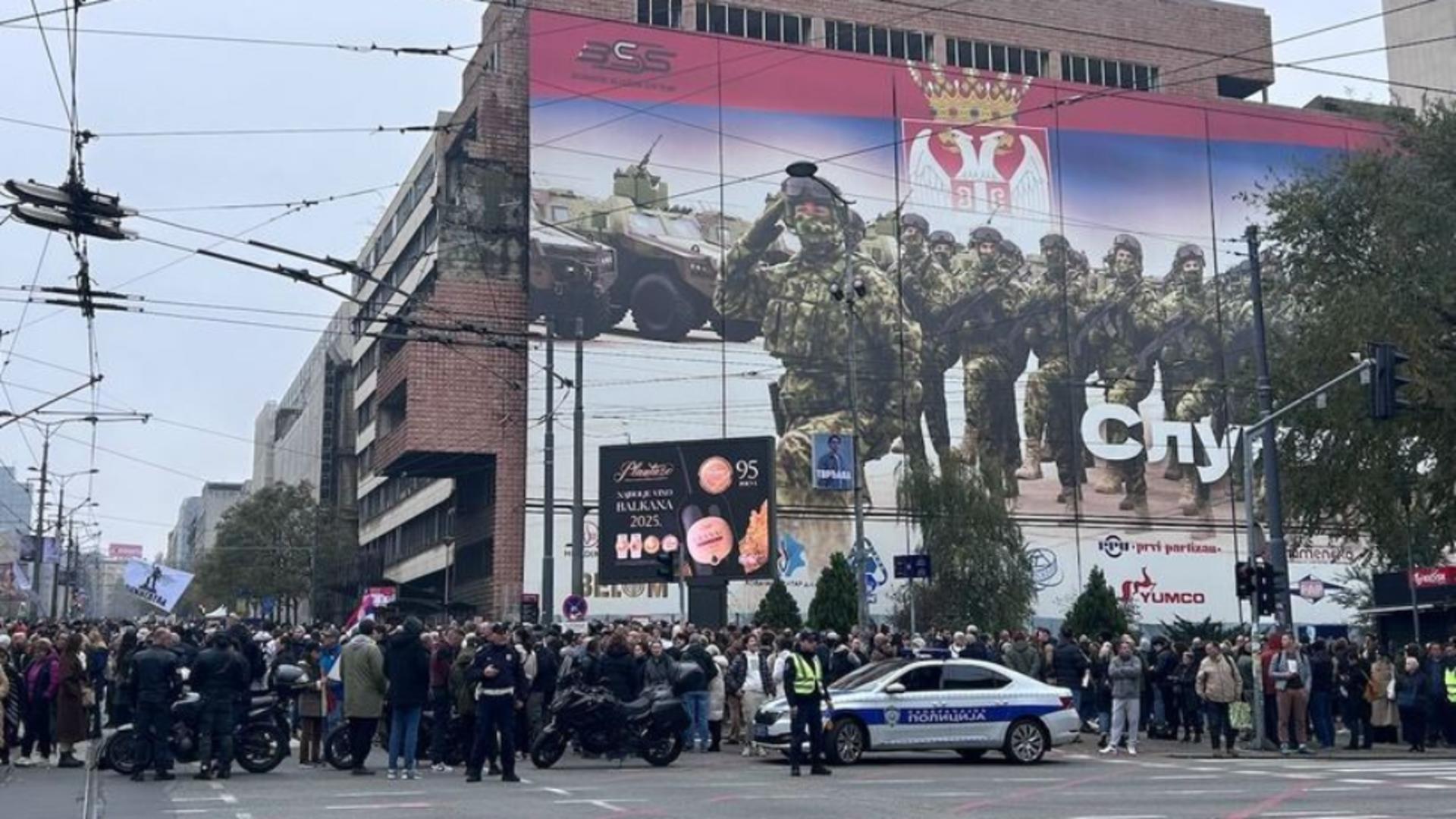 proteste masive in serbia impotriva legii care faciliteaza proiectul imobiliar al lui jared kushner ginerele lui donald trump 6913744411d77