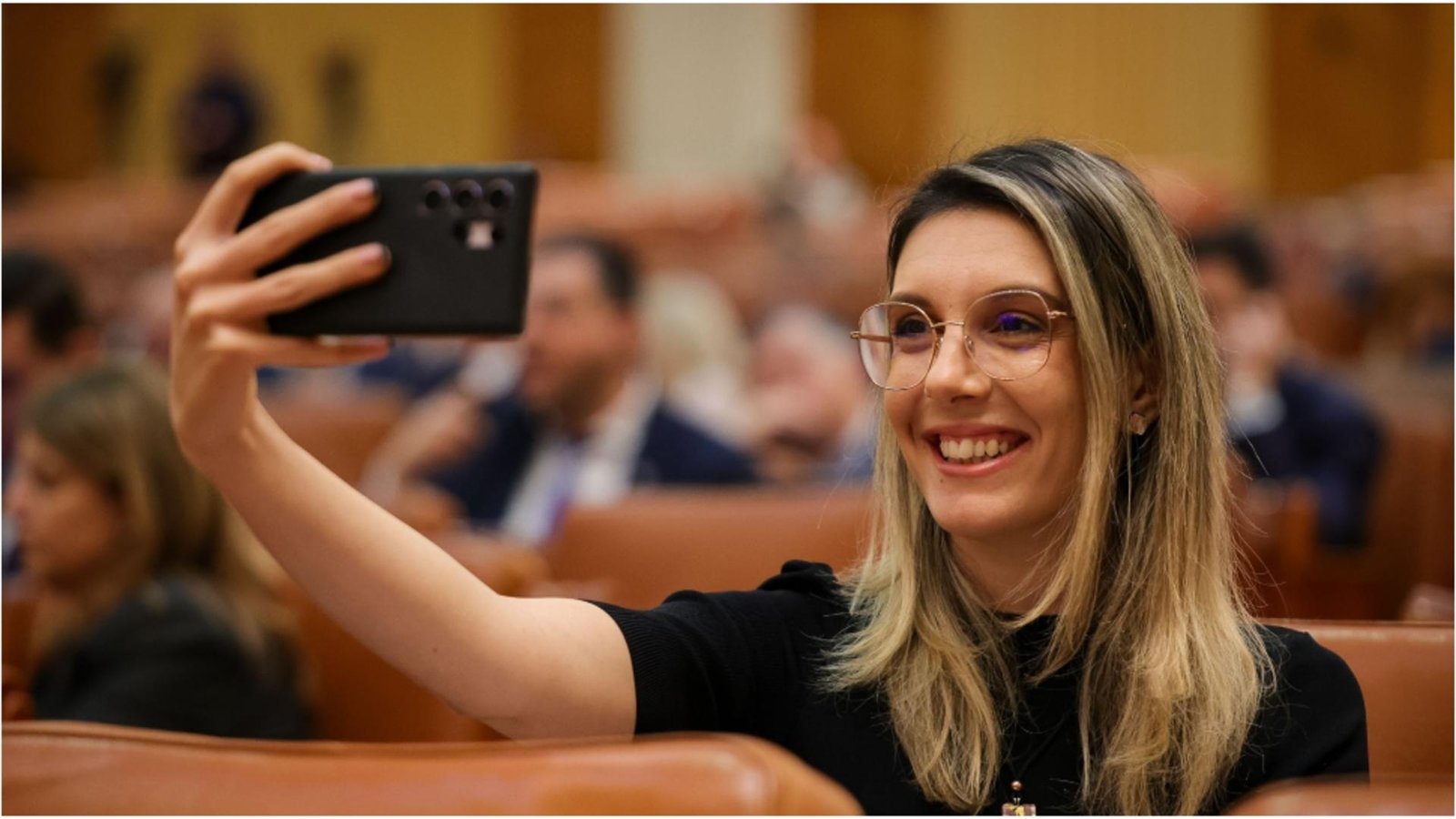 rezista de la mediu il apara pe impostorul mosteanu studiile conteaza insa si ce a facut la minister video 69289e5fb9347