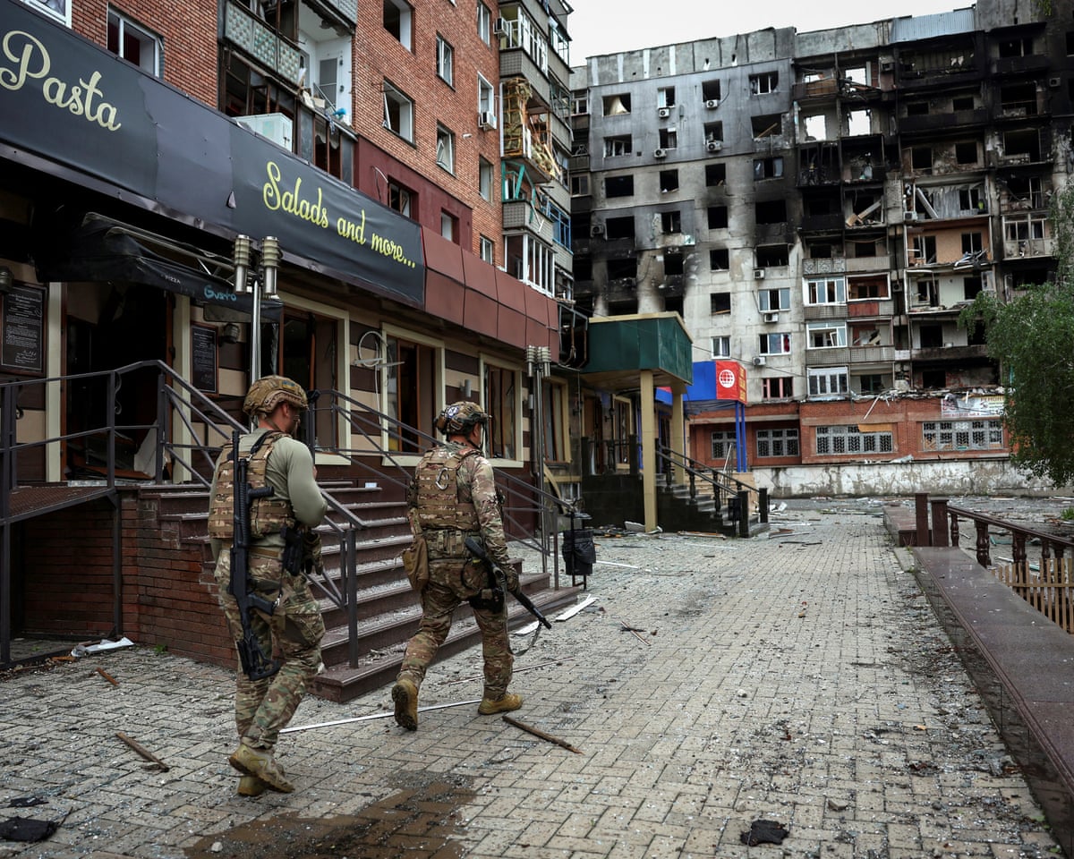 ukraine deploys special forces to pokrovsk in effort to hold key city 69076e0505c5c