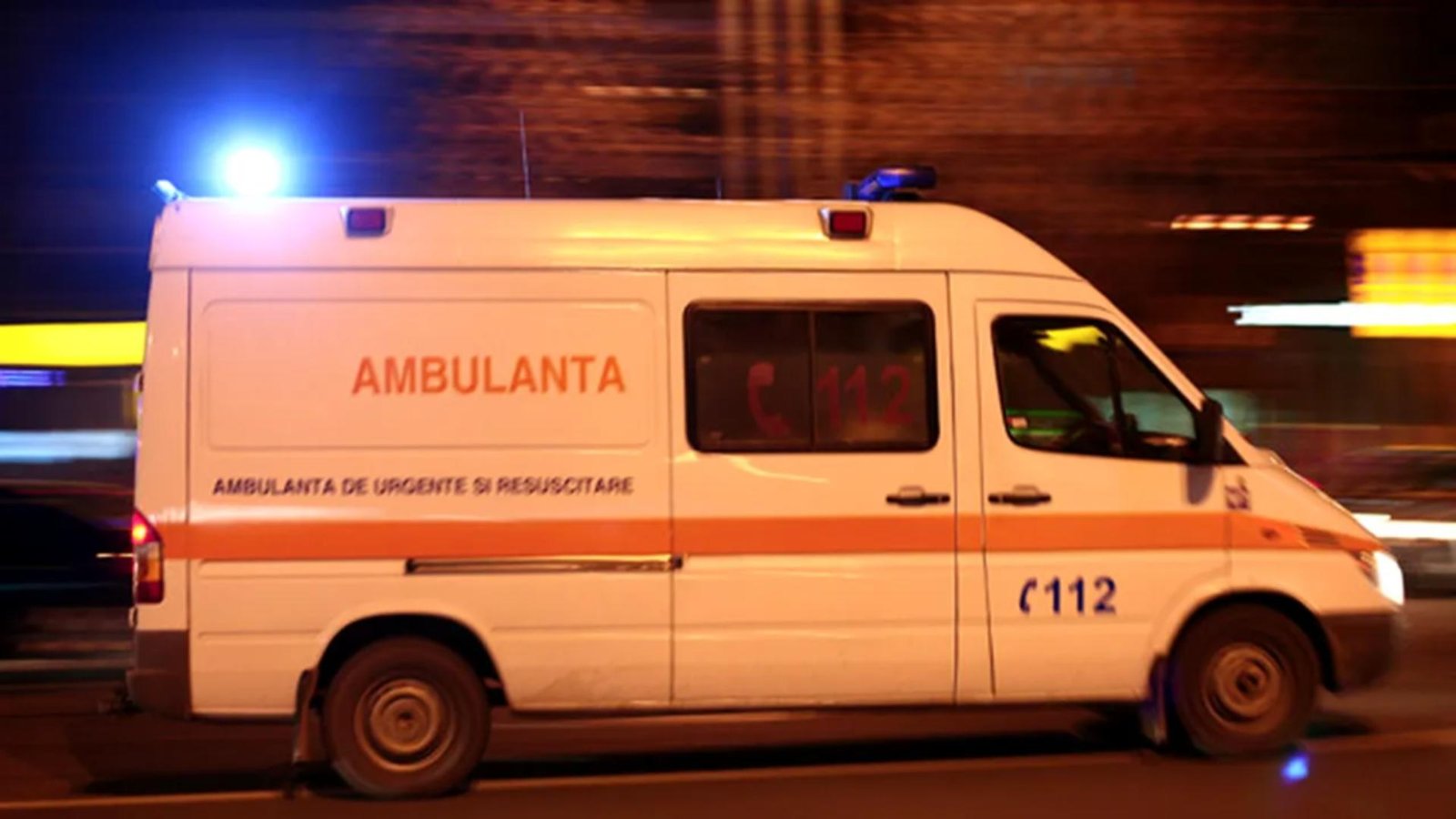 un medic a fost dat afara iar altul s a ales cu 10 taiere salariala dupa ce un batran din targu jiu a murit plimbat intre spitale 69299dde2baaf