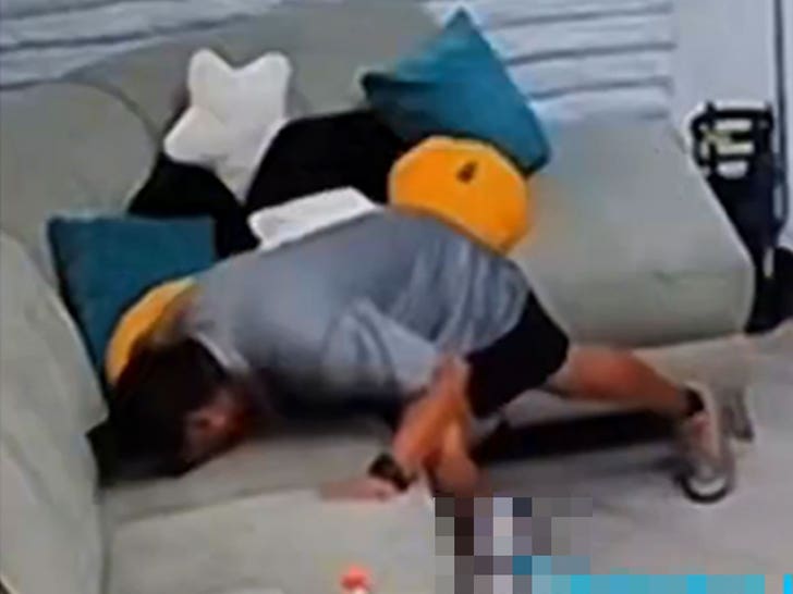 viral video shows man sniffing couch cushion where girl sat in dance studio 691f6d05d19c0