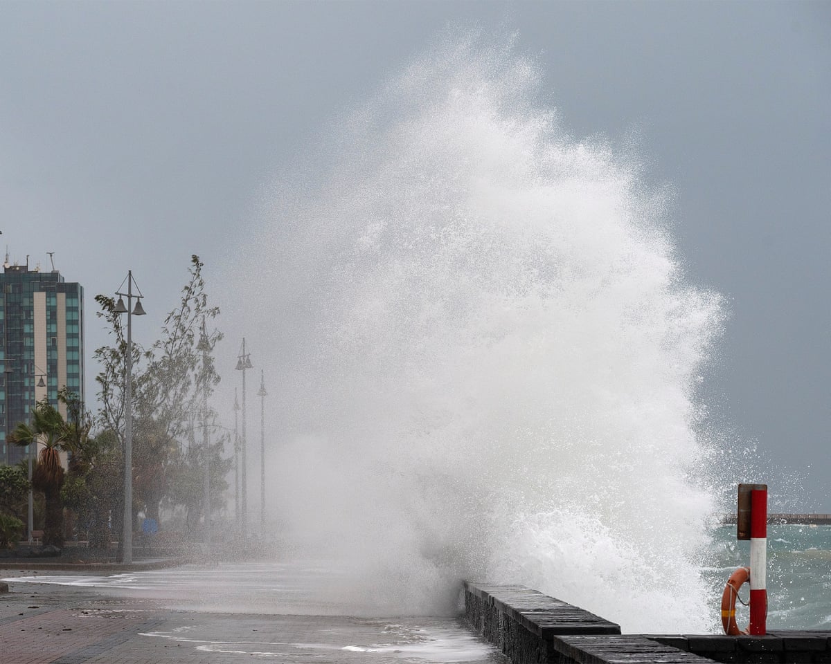 weather warnings as spains storm claudia reaches uk on friday 6915ee7bc5b5e